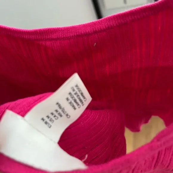 Pink Knit Ribbed Women's Top - Picture 3 of 3